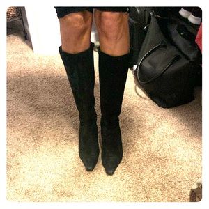 Black suede boots size 81/2